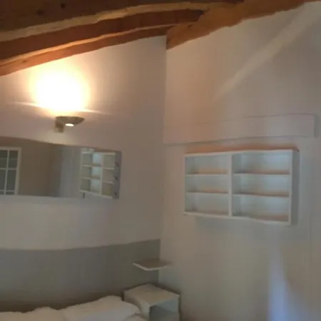 Apartment Acueducto Romano Iii *